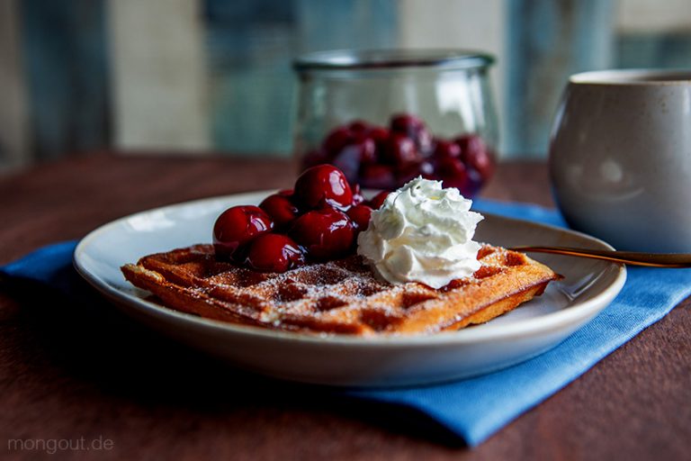 Heiße Kirschen (für Waffeln oder Vanilleeis) – einfaches Rezept - mongout